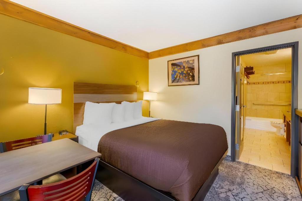 Best Western Rivers Edge Red River Exterior foto